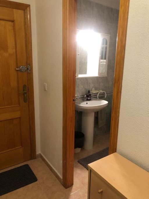 Nice Apartment Near The Park Torrevieja Esterno foto